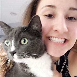 Meet your Posher, Agnes